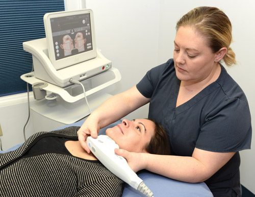 Ultherapy expert Christina treating Ultherapy patient